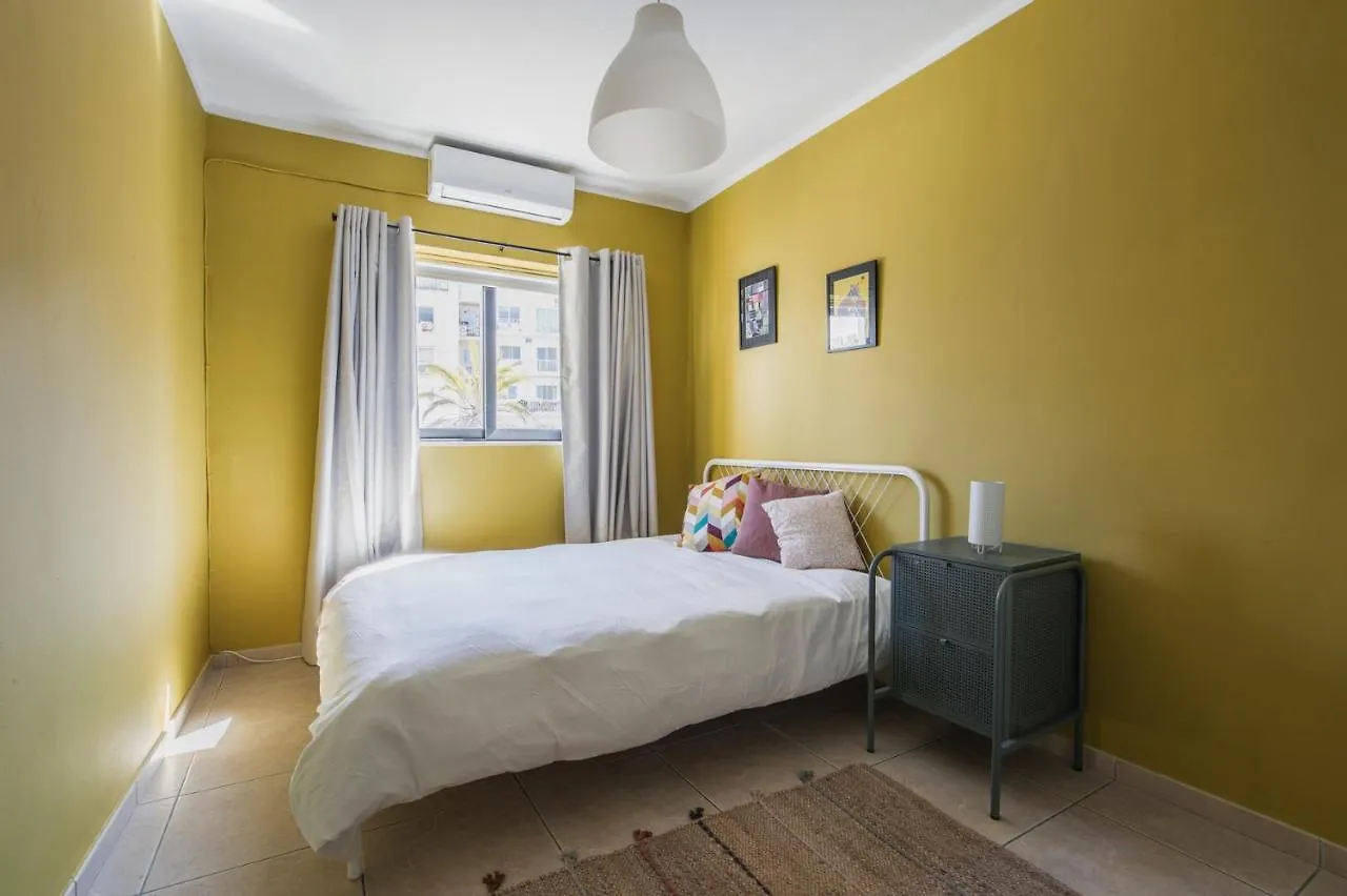 Stylish 3 Bedroom Apartment - St. Julians - 5 Mins From Balluta Bay Saint Julian's