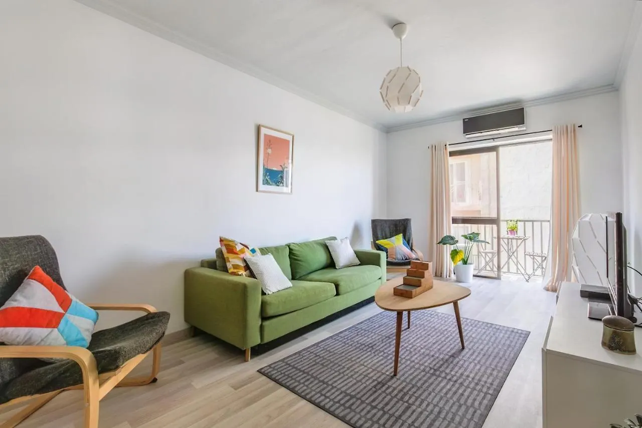 Stylish 3 Bedroom Apartment - St. Julians - 5 Mins From Balluta Bay contacts